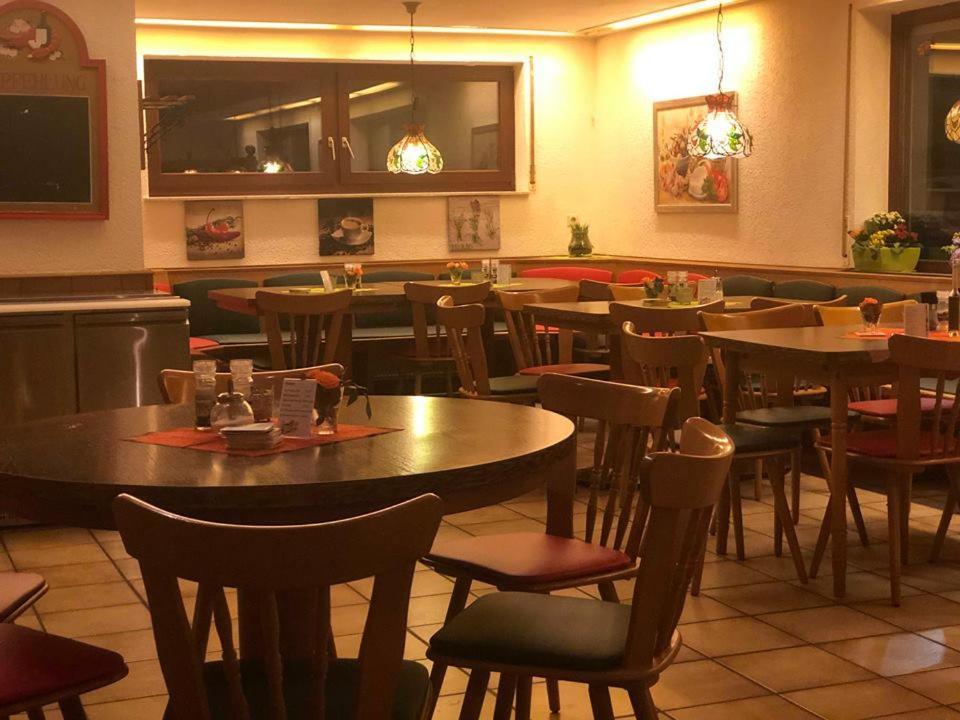 Zum Lahnfelsen Hotel Gräveneck Kültér fotó