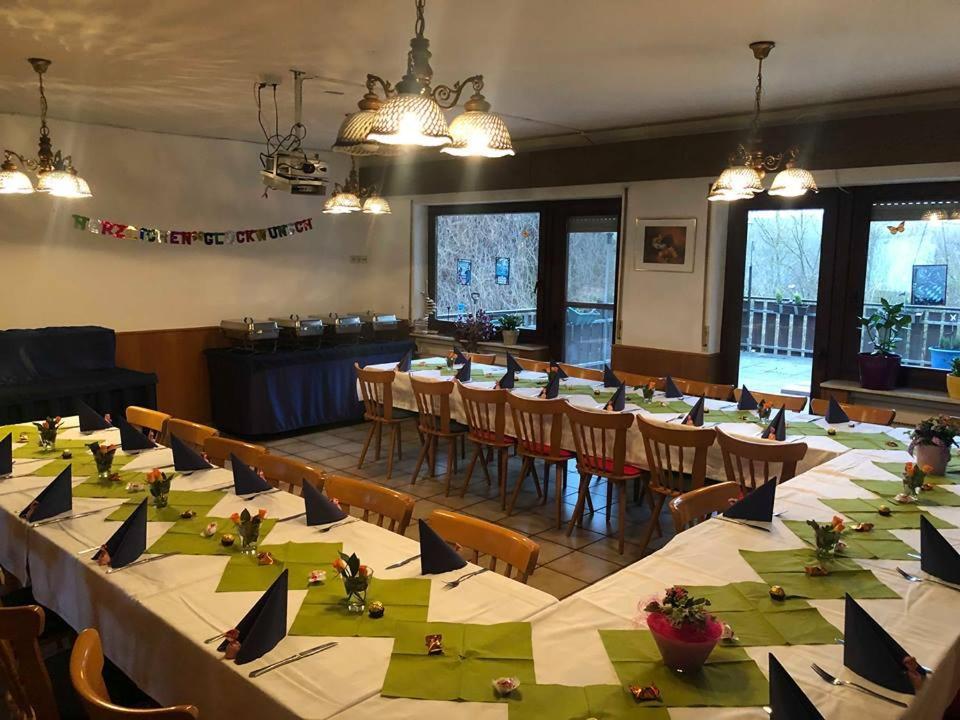 Zum Lahnfelsen Hotel Gräveneck Kültér fotó